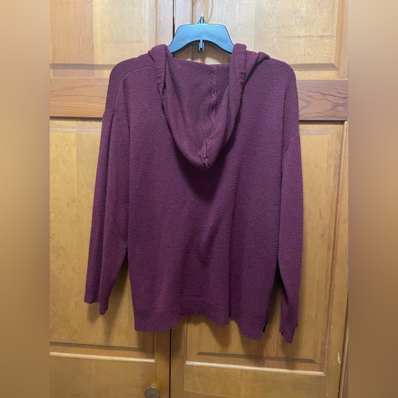 C&C California V-Neck Burgundy Hooded Sweater - Picture 5 of 5